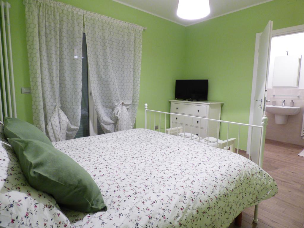 Giravento Bed & Breakfast Borgo San Dalmazzo Exterior photo